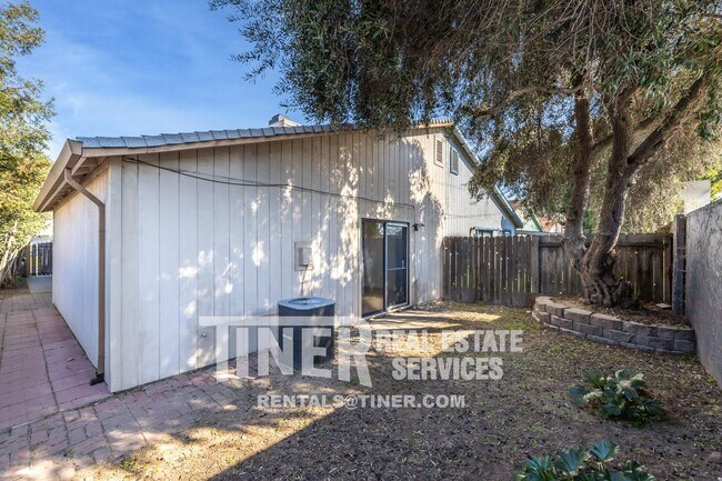 Building Photo - 7586 Waterwillow Dr