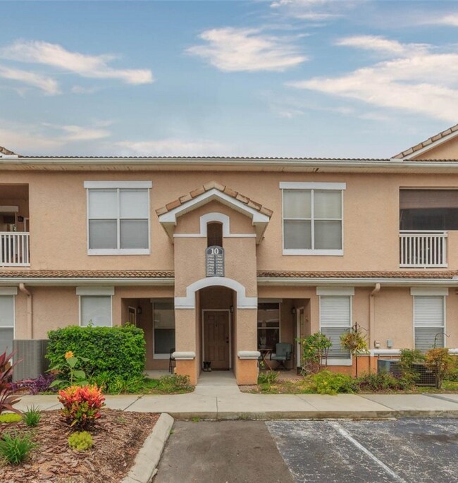 Primary Photo - 17920 Villa Creek Dr