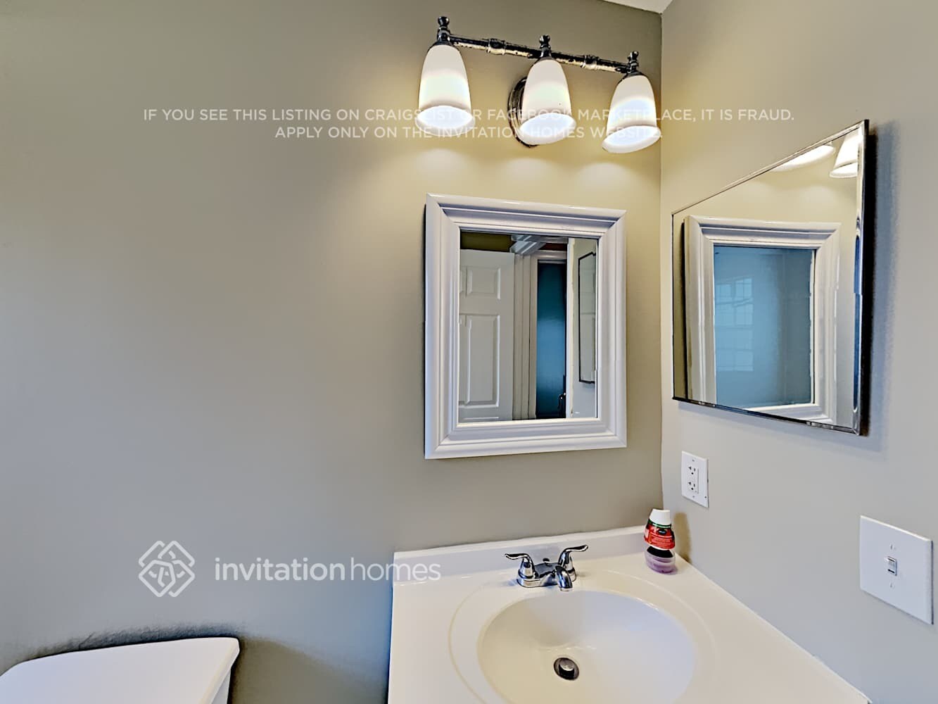 Building Photo - 13838 Elder Ct