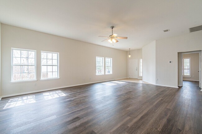 Building Photo - 13803 Laramie Hill
