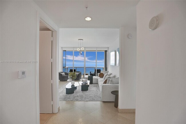 Building Photo - 18101 Collins Ave