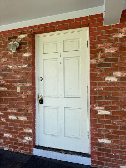 Building Photo - 7841 Dunham Blvd