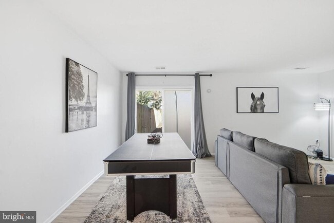 Building Photo - 1013 Copperfield Ct