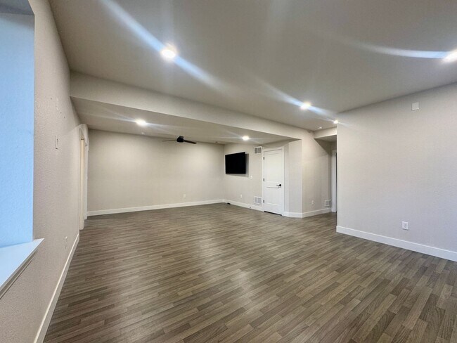 Building Photo - Stunning 5-Bedroom Home with Theater Room & Upgrades – Commerce City