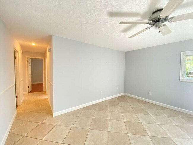Building Photo - 104 Hatfield Ct
