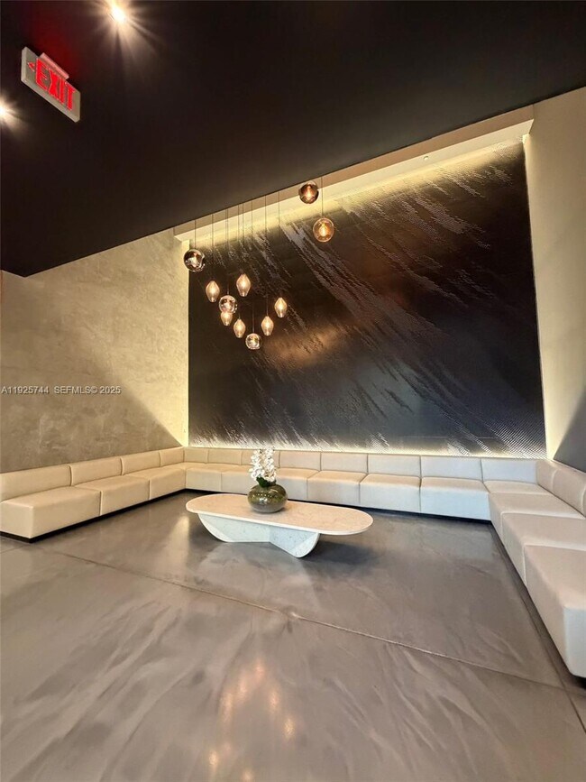 Building Photo - 151 SE 1st St