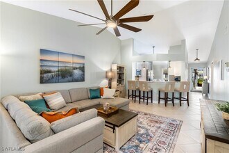 Building Photo - 829 Tanbark Dr