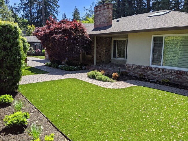 Building Photo - EMERALD HILLS - Premium updates thoughout including park like back yard