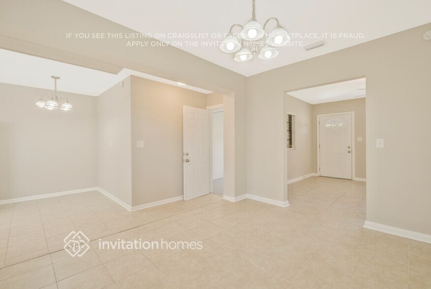 Building Photo - 6346 Commodore Dr