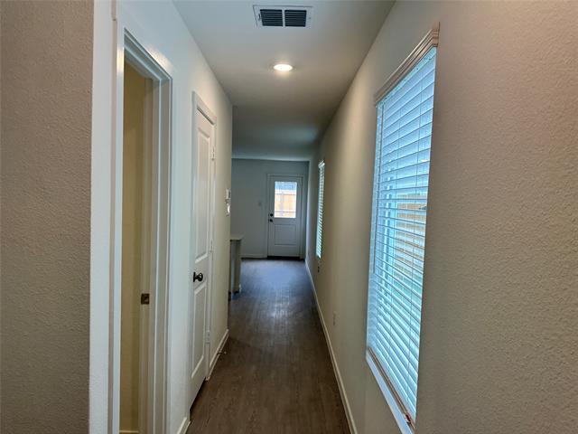 Building Photo - 914 Sandhill Crane Ln