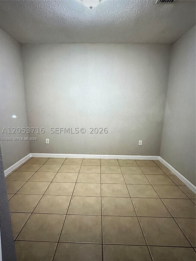 Building Photo - 10328 NW 31st Terrace