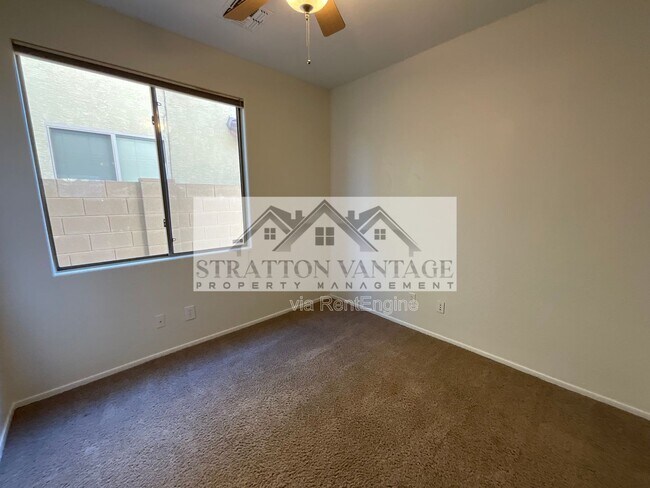 Building Photo - 3865 W Ashton Dr