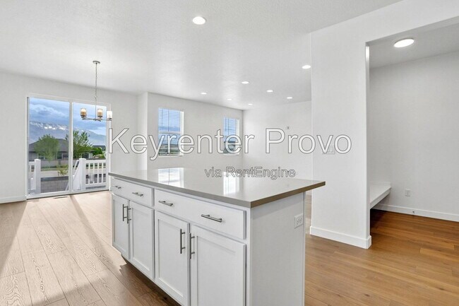Building Photo - 2568 N 3670 W