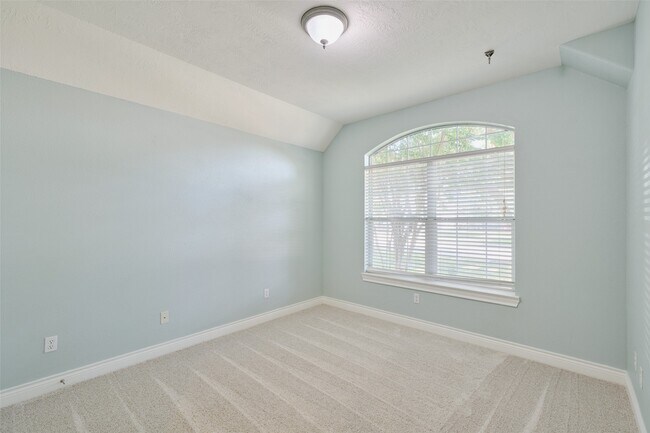 Building Photo - 13313 Enchanted Way