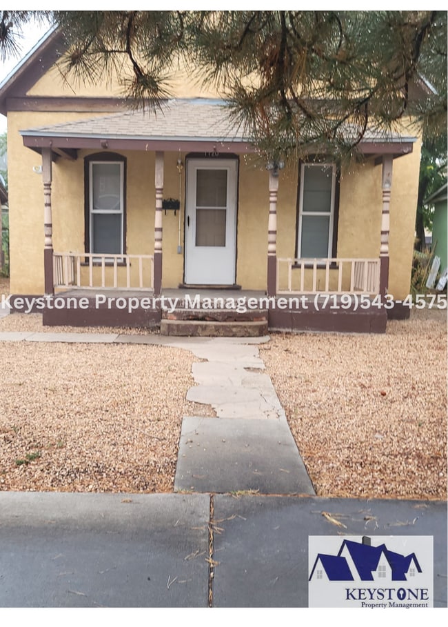 Building Photo - $475 Off Move In Special! 3 Bd/1 Bath House - Spacious Kitchen & Laundry Room $950/$950