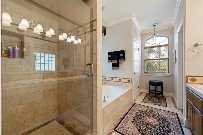 Building Photo - 110 Squires Dr