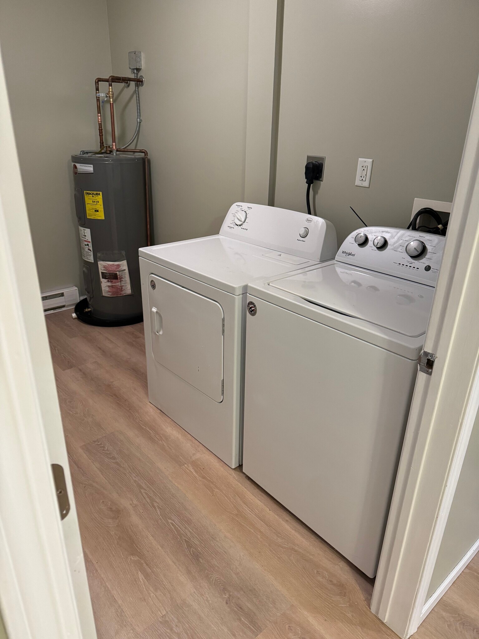 Building Photo - 615 11th Street Southwest