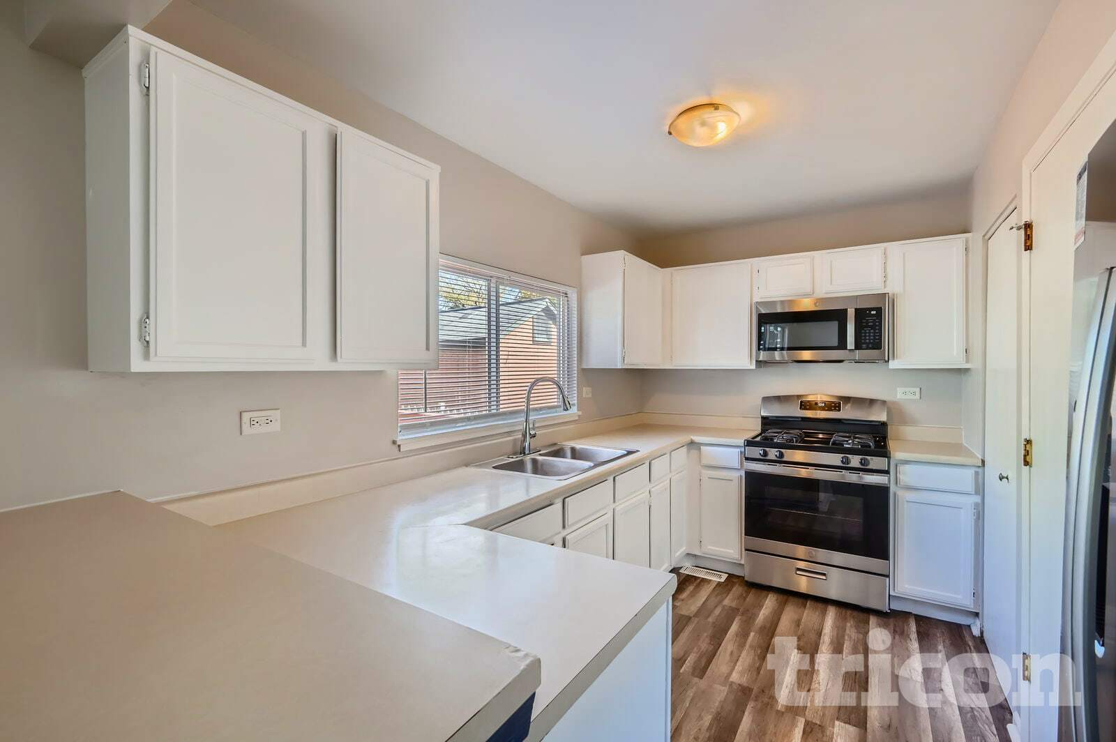 Building Photo - 2666 Prairieview Ln