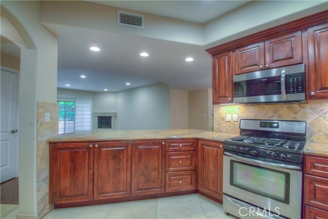 Building Photo - 4551 Coldwater Canyon Ave