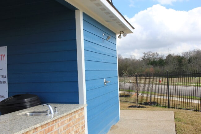 Building Photo - 2717 Horse Haven Ln