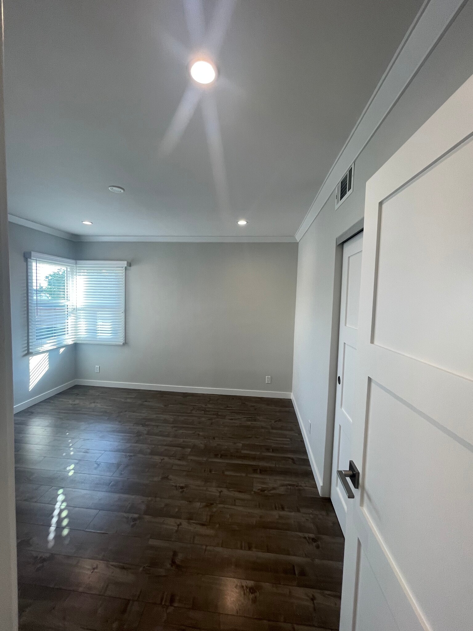 Building Photo - 5410 Packard St