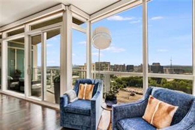 Building Photo - Furnished Luxury Buckhead Condo - Walk to EVERYTHING