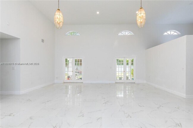 Building Photo - 18420 SW 77th Ct