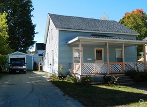 Building Photo - 314 Turner St