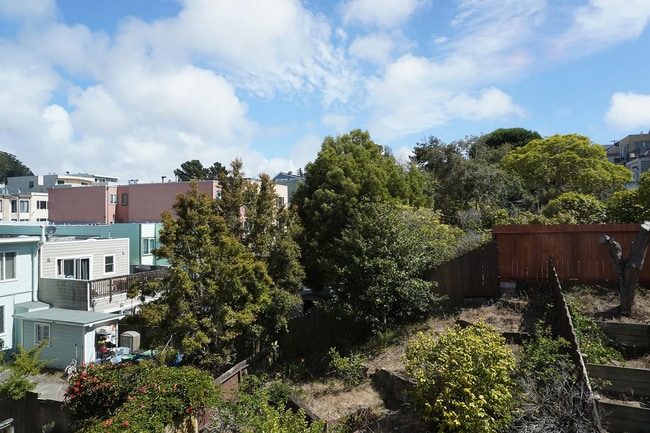 Building Photo - Moraga Property
