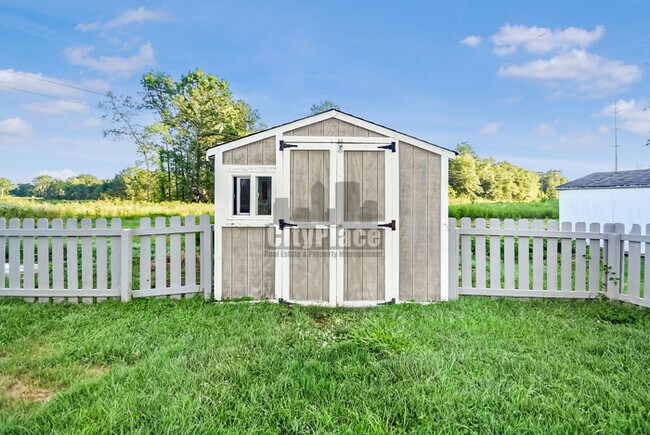 Building Photo - 4440 Valley Trace Dr
