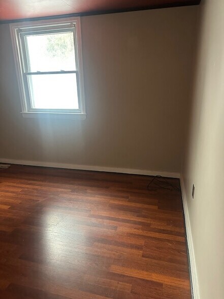 Building Photo - 173 Sanford Ave