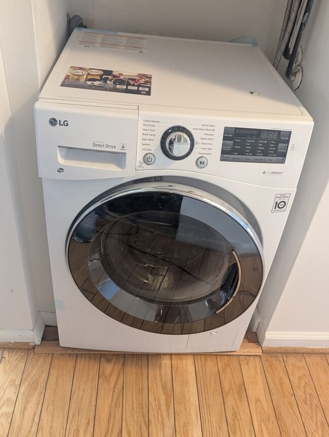 Building Photo - 2BR MORGANDALE CONDO AVAIL. IMMED!!