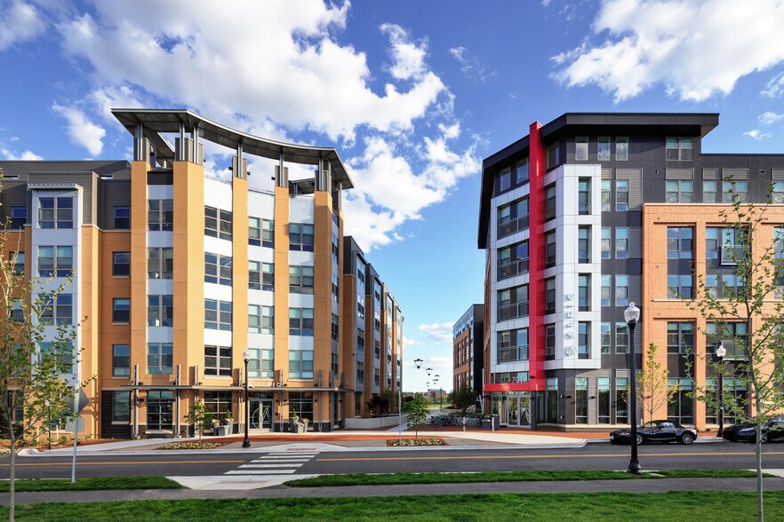 Avalon Potomac Yard 731 Seaton Ave Alexandria VA 22305 Apartment Finder