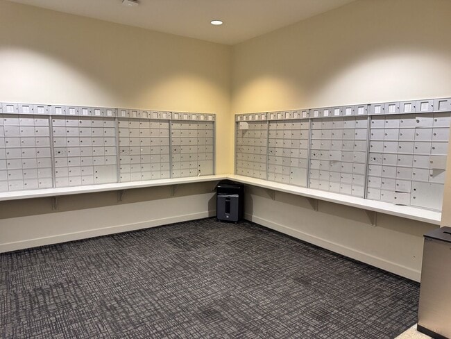 Building Photo - The Vue - Downtown Luxury High Rise