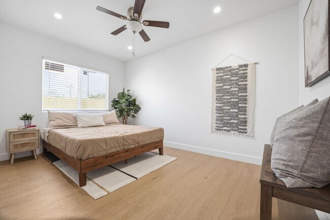 Building Photo - Showing Times: to schedule a viewing, please contact us