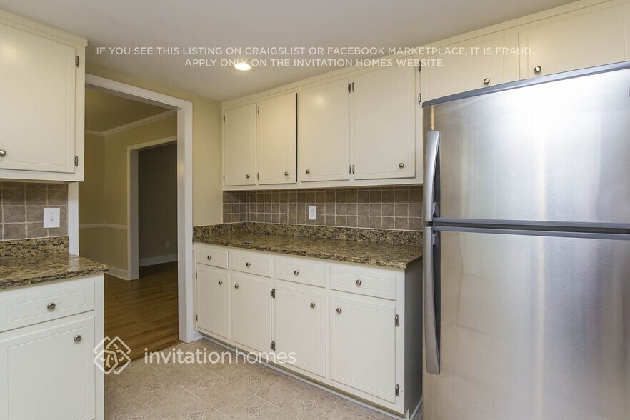 Building Photo - 2693 Ashworth Cir