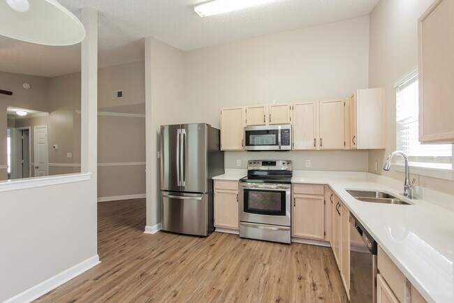 Building Photo - 4733 Aldersbrook Dr