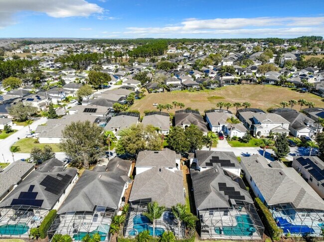 Building Photo - 846 Orista Dr