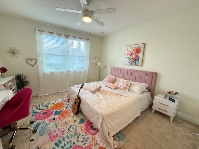 Building Photo - 7 bedroom/6 bath Dr. Phillips Home