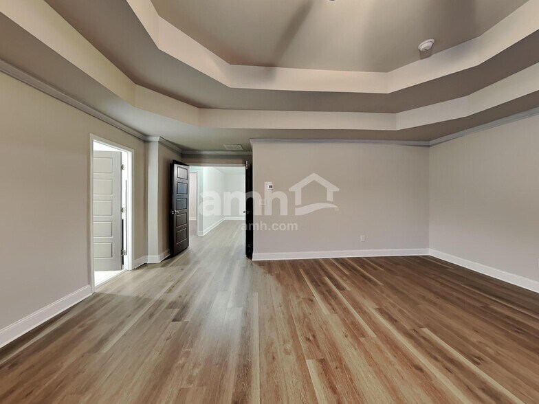 Building Photo - 1159 Victoria Walk Ln