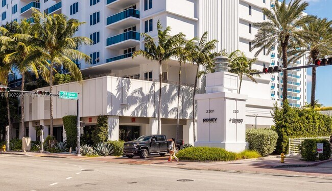 Building Photo - 2301 Collins Ave