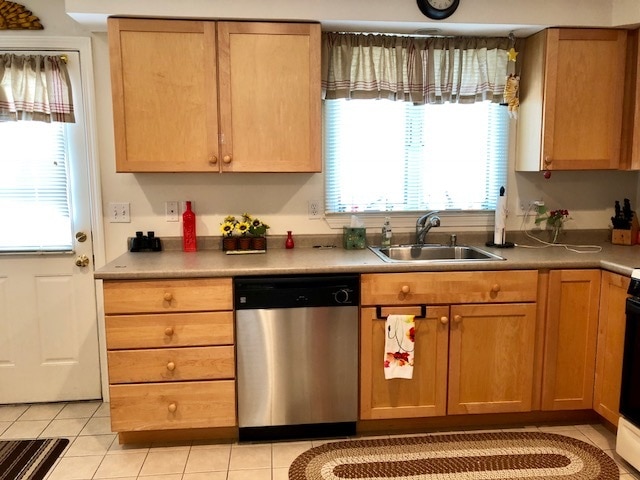 Building Photo - 86 Chapel St