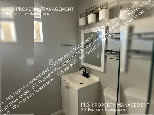 Building Photo - 2454 E Javelina Ave