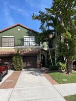 Building Photo - 725 Ventura Dr