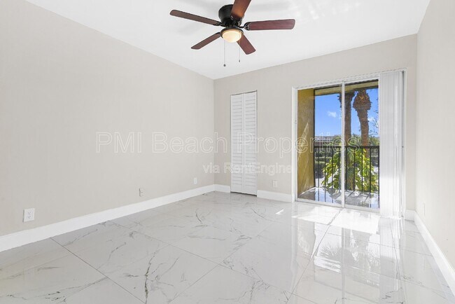Building Photo - 712 Meadows Cir