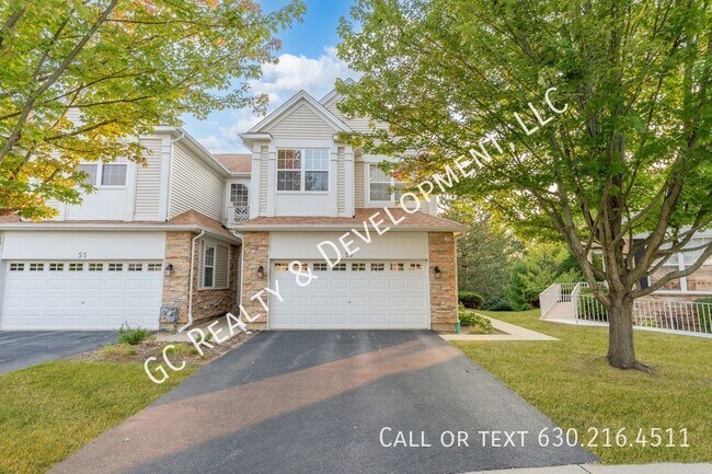 Primary Photo - ***2300 SF END UNIT W/LOTS OF LIGHT / 2 BD...