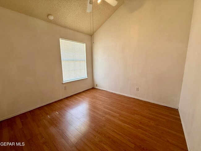 Building Photo - 10924 Walden Pond Ln