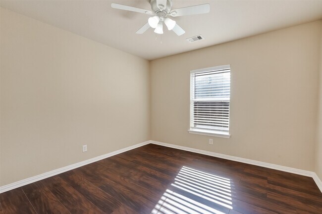 Building Photo - 1126 Pecos Pass Dr