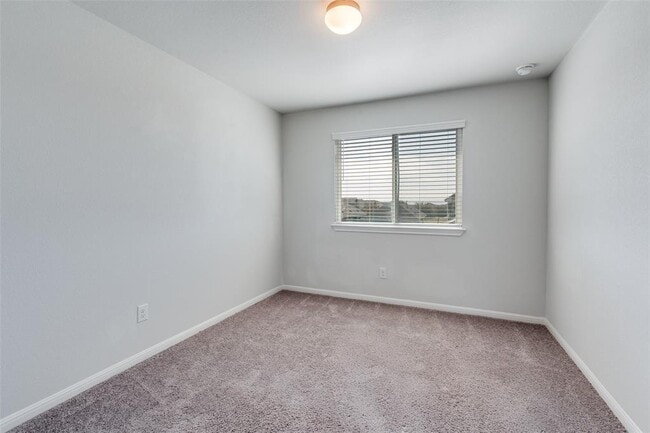 Building Photo - 221 Duck Creek Trail