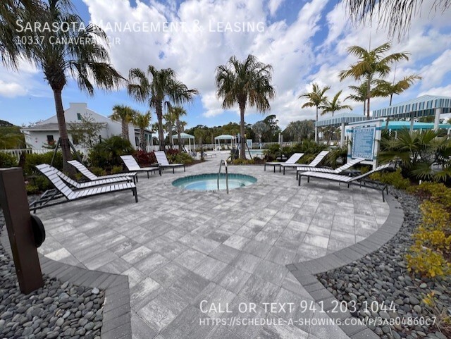 Building Photo - 10337 Canaveral Cir